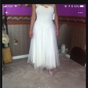 Woman party dress size medium new